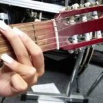Can Guitars Be Played With Long Nails
